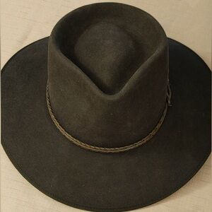 NEW Genuine Akubra Cattleman Size 59 Graphite